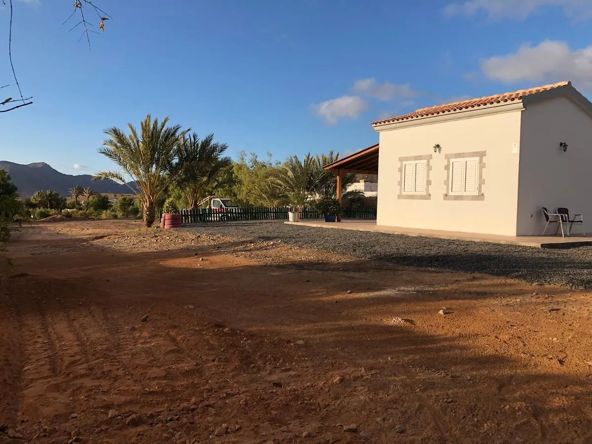 Casita Hari, Donde Tu Y Tu Tiempo Se Detienen. Villa Tuineje Spain